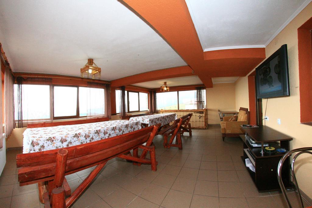 Piatra Rancii Hotel รานกา ภายนอก รูปภาพ