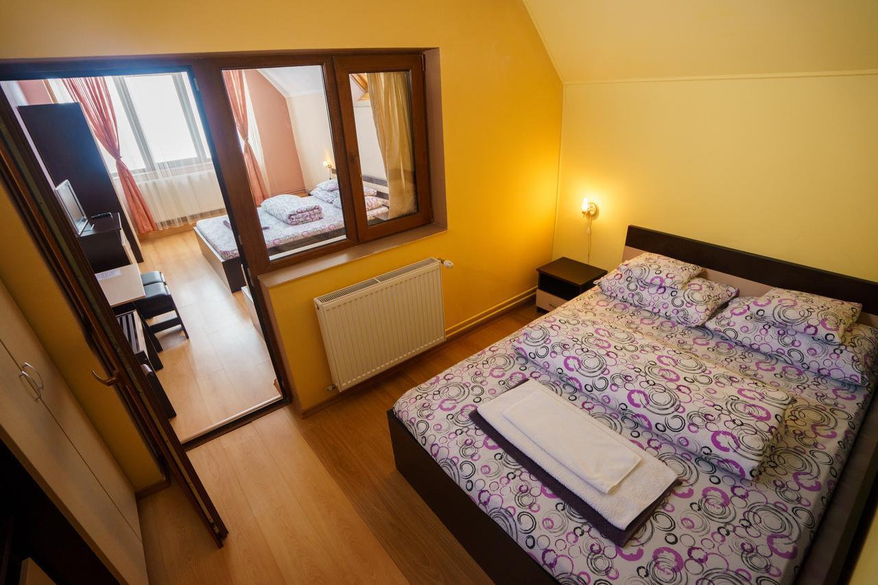 Piatra Rancii Hotel รานกา ภายนอก รูปภาพ